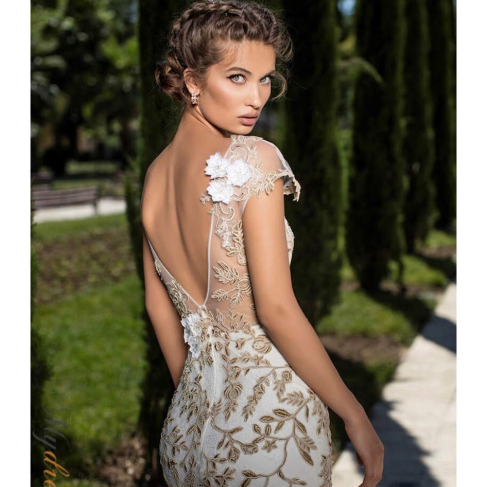 SOLD Tarik Ediz Fall 2019 collection Lace dress.